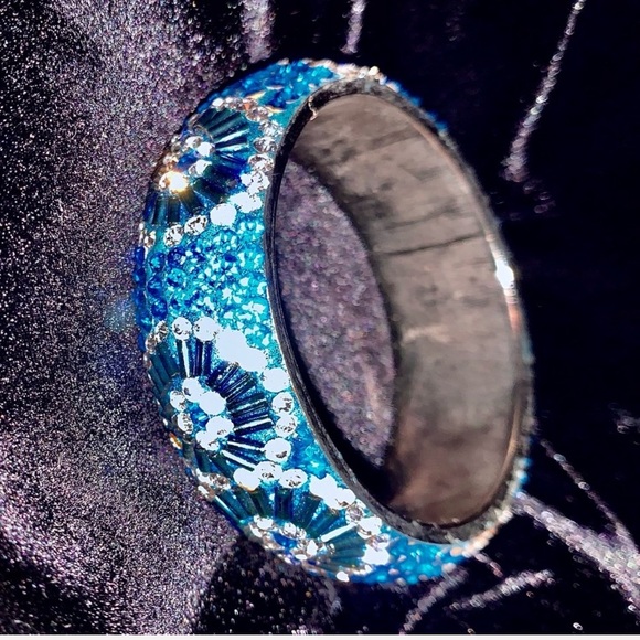 Dramatic & Dazzling Handmade Crystal Blue Bangle - Bracelet - Picture 5 of 16